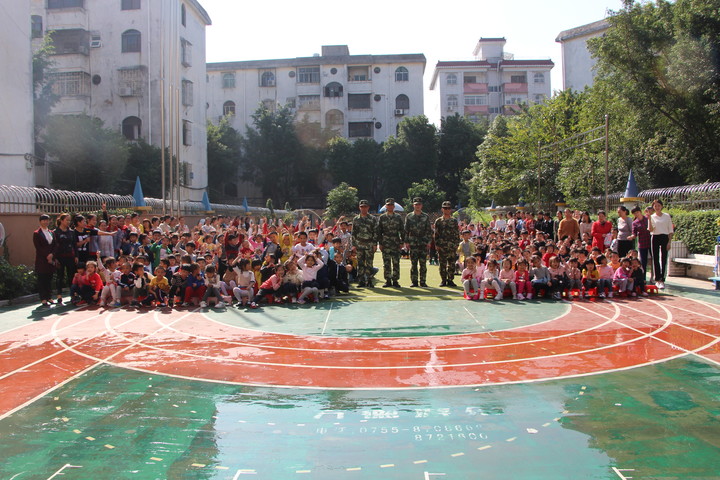 消防戰(zhàn)士走進幼兒園，共筑消防安全新防線 